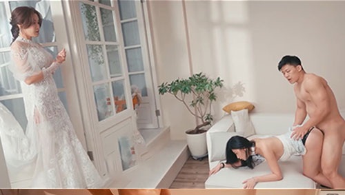 Anh Thợ Chụp ảnh Và Cây Cặc Khủng Khiếp – Phim Sex Vietsub Nóng Bỏng