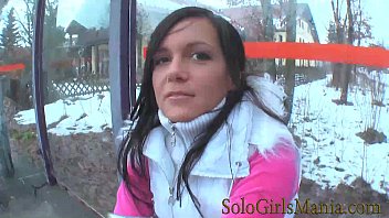 Cô Nàng Nóng Bỏng Thủ Dâm Xong Rồi đi Tiểu